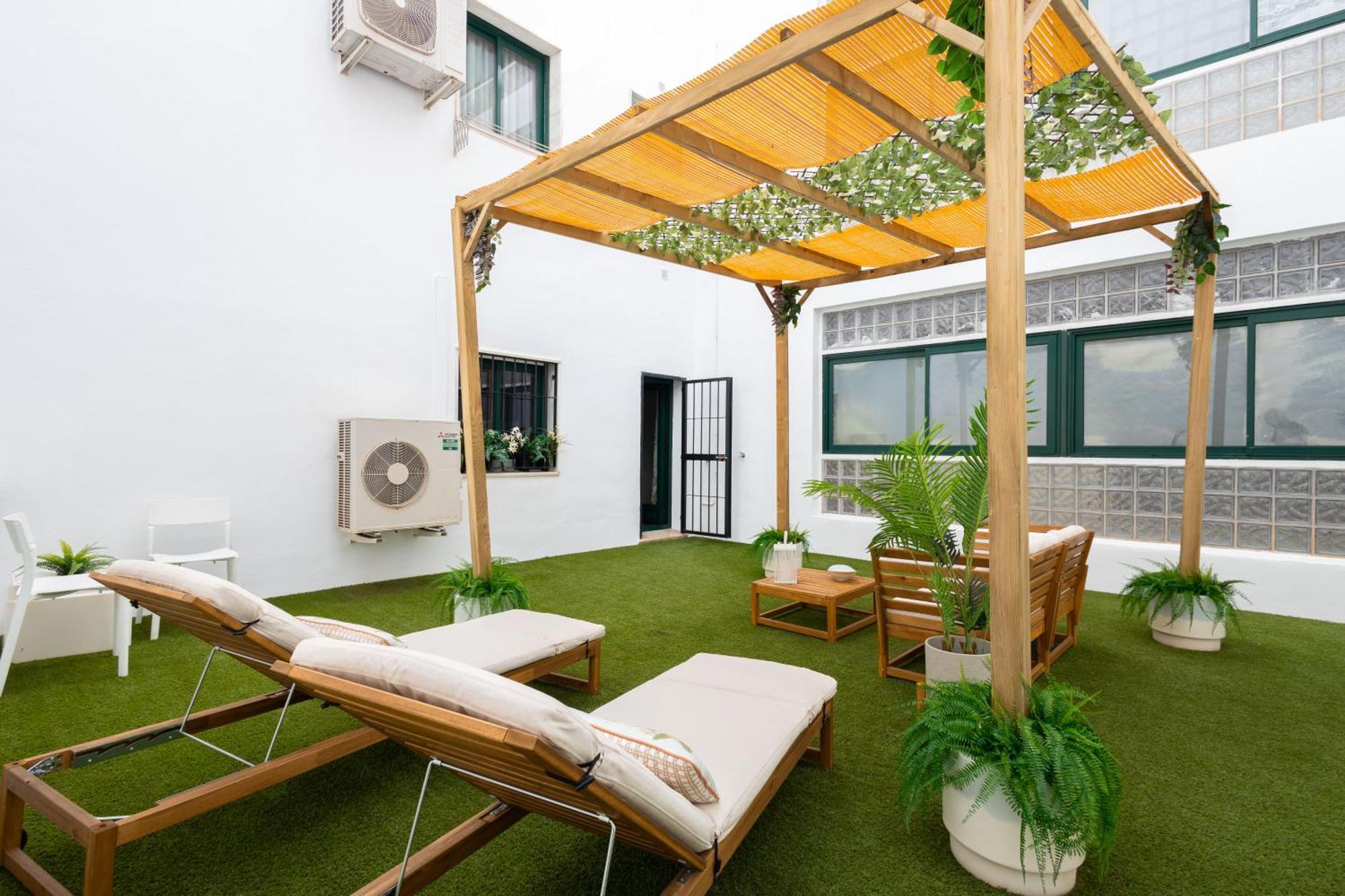 C30 Deluxe Studio With Terrace Into Cathedral Square Lejlighed Málaga Eksteriør billede