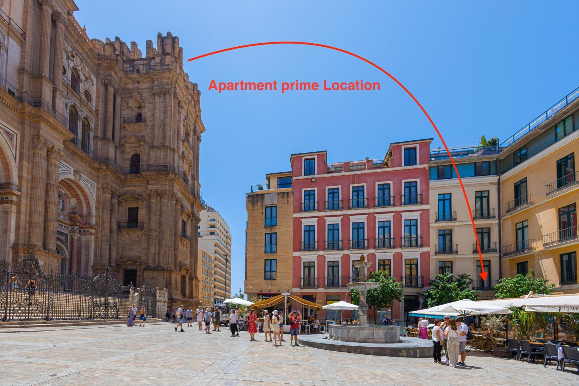 C30 Deluxe Studio With Terrace Into Cathedral Square Lejlighed Málaga Eksteriør billede